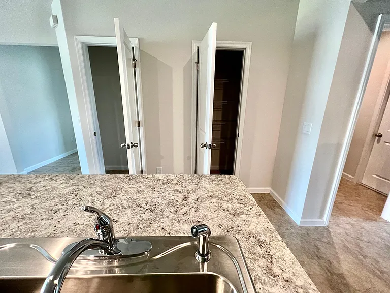 17914 Turning Leaf Cir — Photo 8