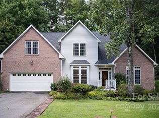 29 Wyntree Dr, Asheville, NC 28803