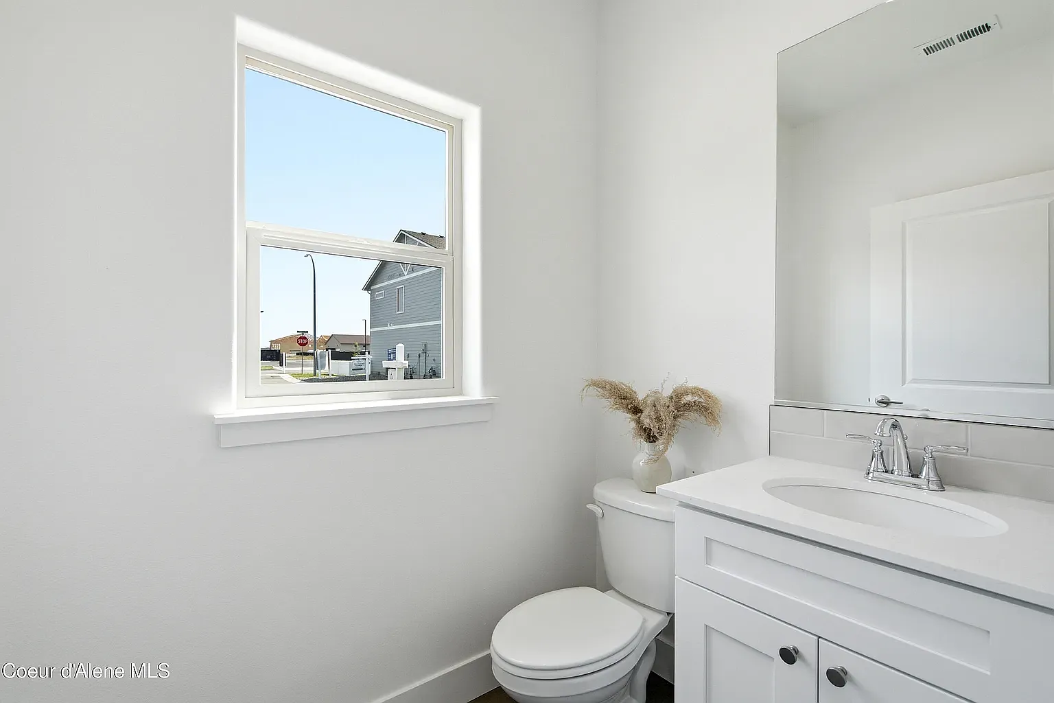 3 bed, 2.5 bath, 1581 sqft, $2,275 — Photo 4