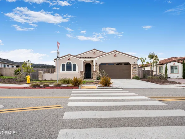 1154 Sage Crest Dr, Santa Maria, CA 93455