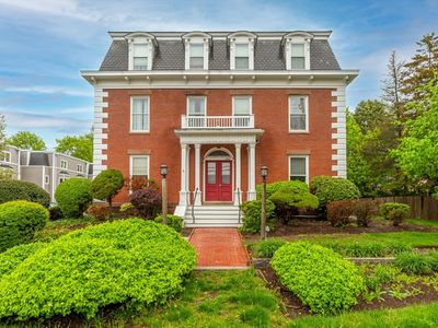 117 High St APT 1, Ipswich, MA, 01938