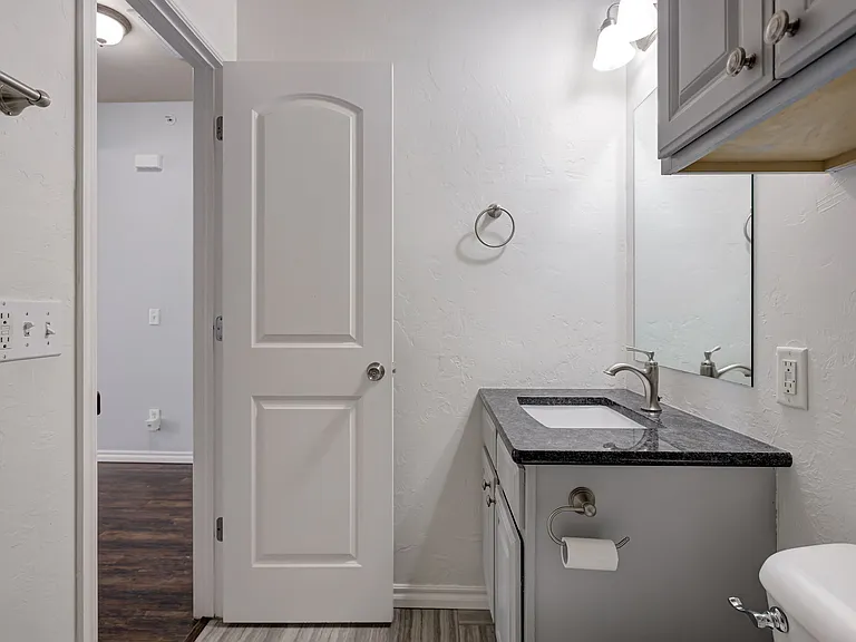 1812 Alameda St — Photo 19