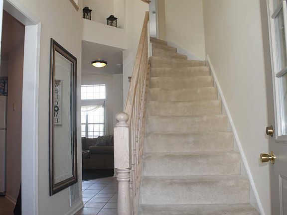 2nd image of 155 Louise Ct