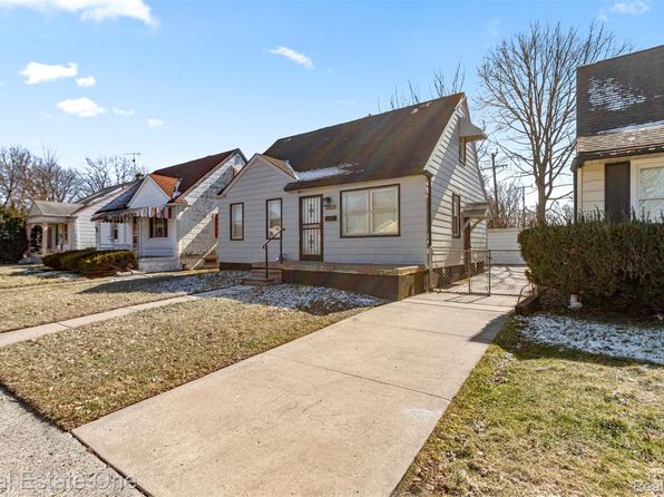18931 Sawyer St, Detroit, MI 48228