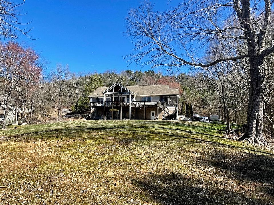 2nd image of 1303 Reed Rd