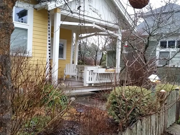300 Cottage Ln #1, Langley, WA 98260