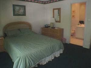 2nd image of 407 Porter Ln Unit 13