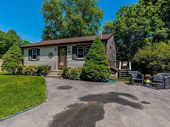 3rd image of 29 Coral St