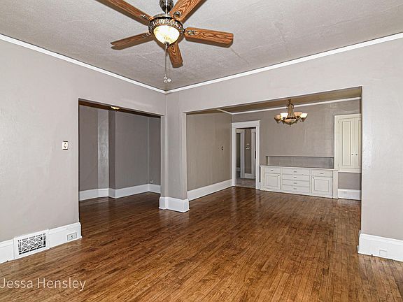 3rd image of 2122 N 57th St #2124