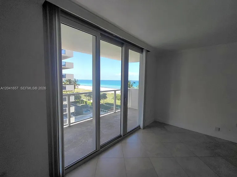 5701 Collins Ave #619 — Photo 14