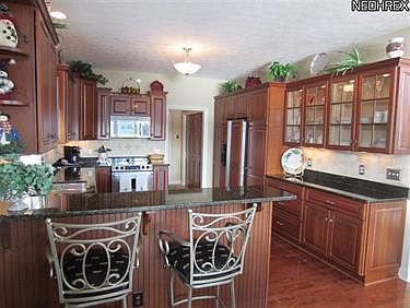 3rd image of 6040 Meadow Lake Dr