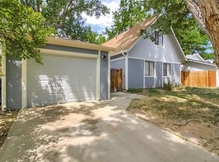 120 Chinook Pl, Longmont, CO 80504