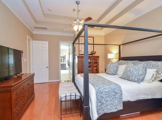1014 Lake Grayson Dr, Katy, TX 77494