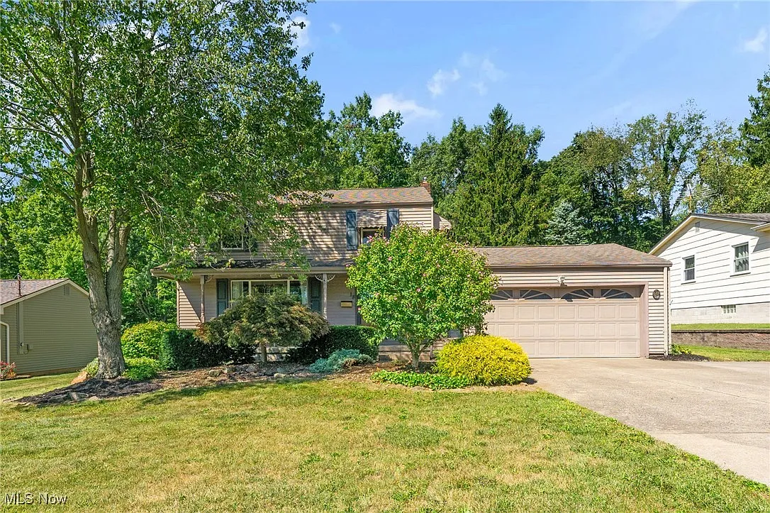 18 Jamestown Ct photo 1