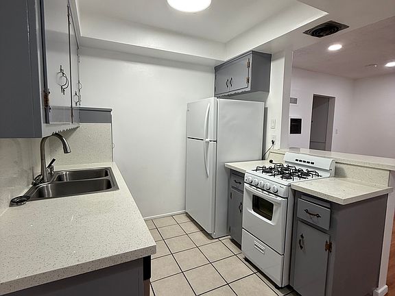 4th image of 1216 S Marengo Ave APT H