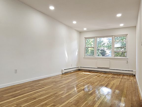 4th image of 288 W 236th St Floor 2