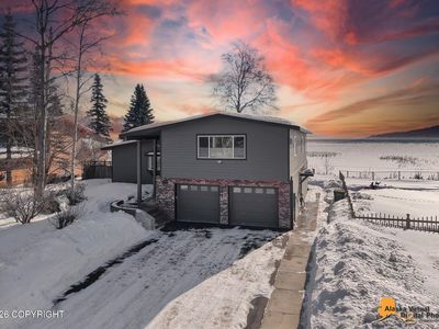 360 Oceanview Dr, Anchorage, AK, 99515