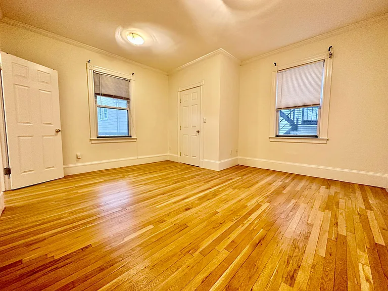 8 White Ave #2 — Photo 11