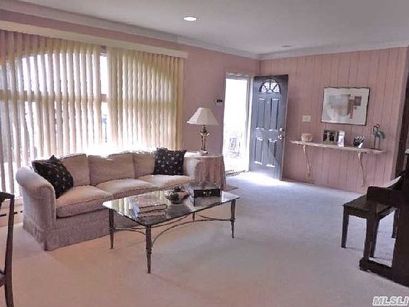 2nd image of 521 Spruce Ln
