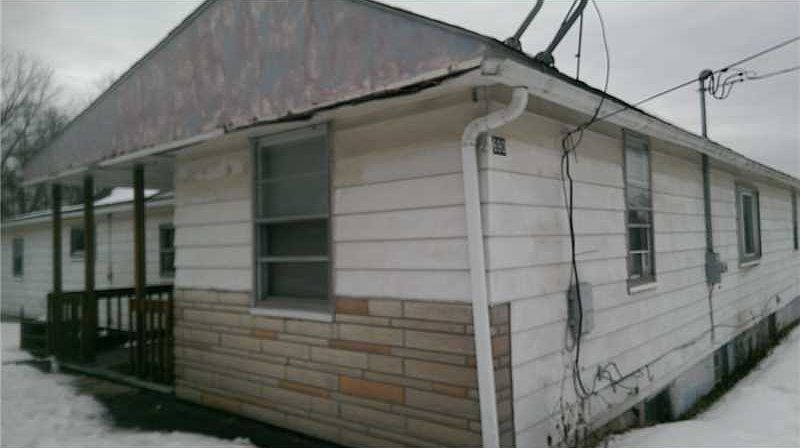2nd image of 690 Overlook Rd
