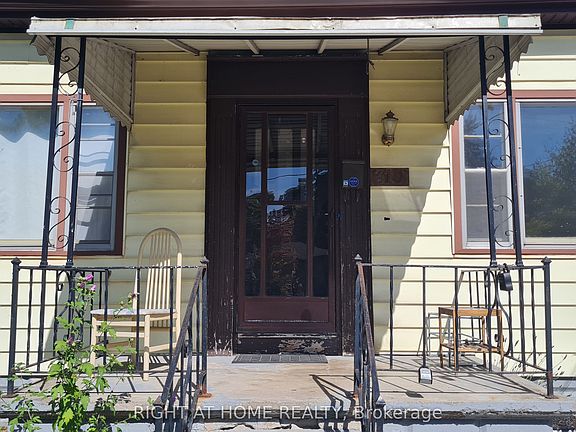 2nd image of 310 Grey St