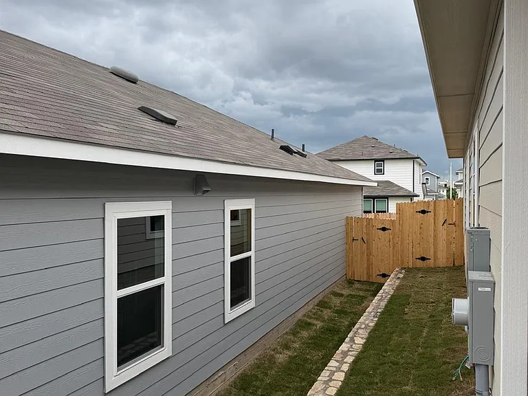 2615 Deren Ln — Photo 23