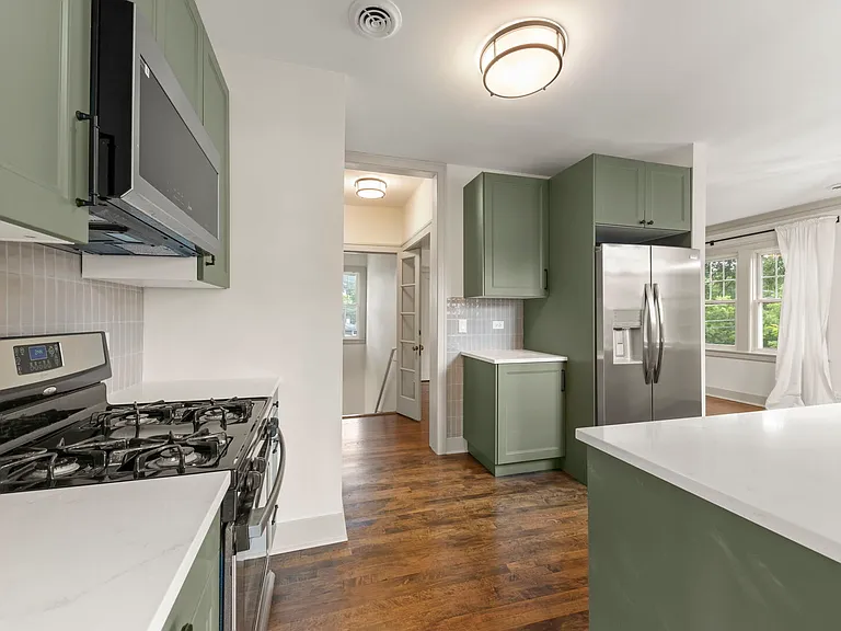 285 Hill Ave #2 — Photo 4