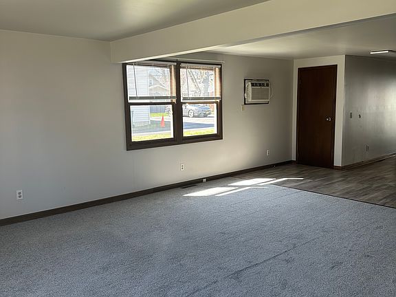 4th image of 1341 Pierce Ave #1