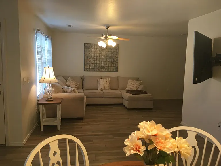 1693 N Evening Shade Dr — Photo 3