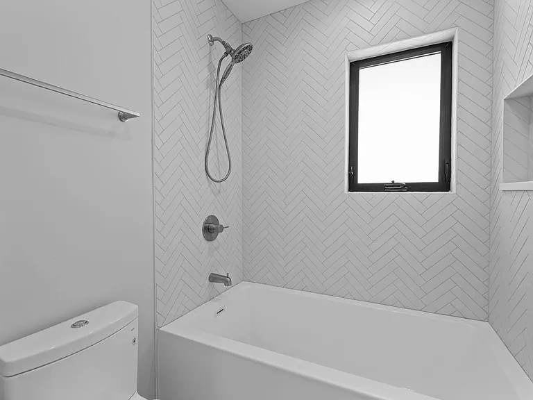 809 Seacoast Dr #2 — Photo 11