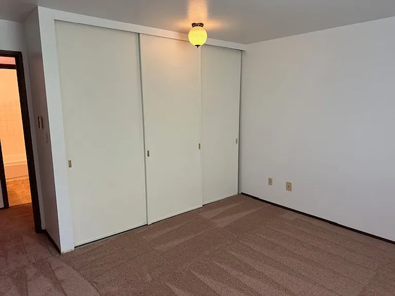 Magnolia Crestview | Classic Seattle Living at the Top of the Hill — Photo 13