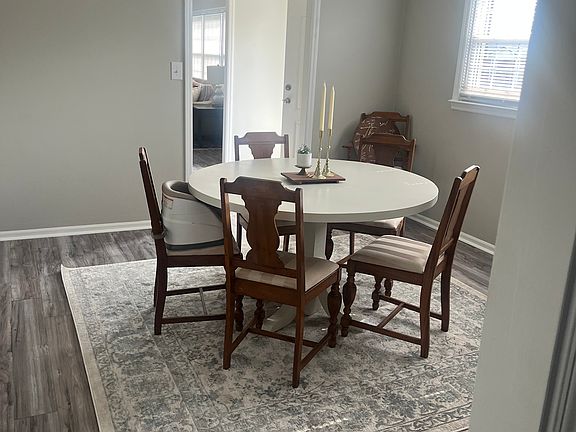 3rd image of 312 Weil Ln