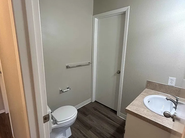 1498 N Hartman St #102 — Photo 23