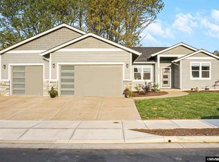 6047 NE Chandra Ct, Albany, OR 97321