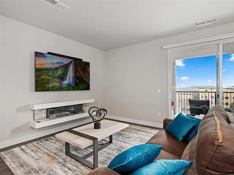14351 E Tennessee Ave #301 — Photo 9