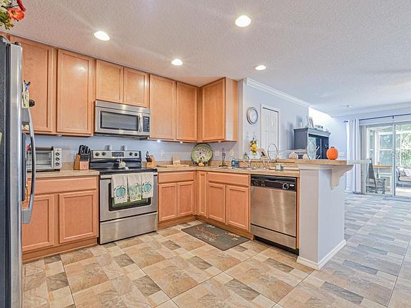 5th image of 2666 Carthage Dr