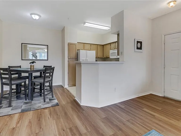 23600 Walden Center Dr #304 — Photo 10