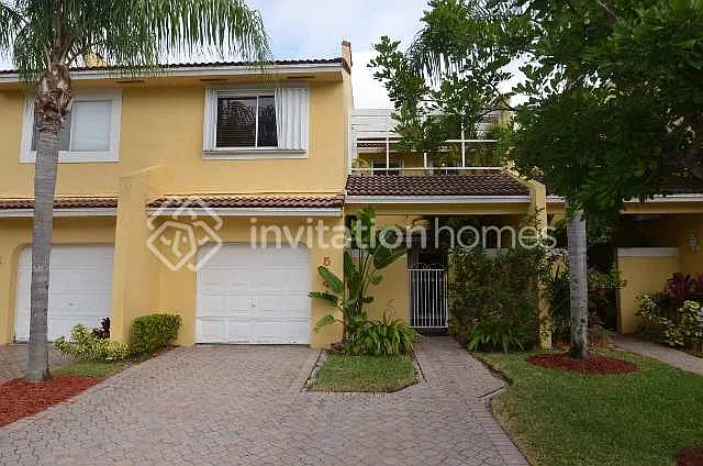 5141 NW 102nd Ct — Photo 1