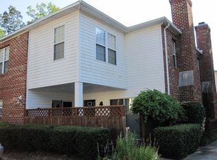 401 Summerwalk Cir, Chapel Hill, NC 27517