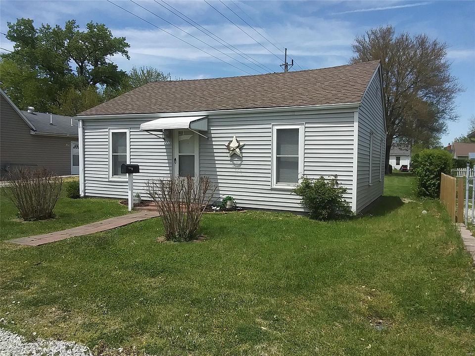 111 Marion St, Jerseyville, IL 62052 Zillow