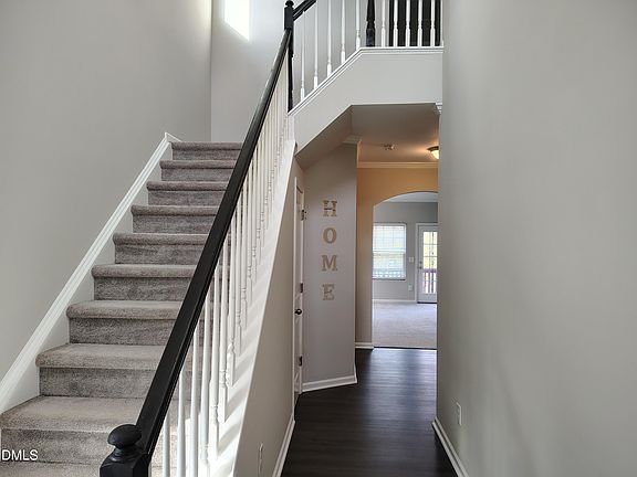 2nd image of 831 Davidson Point Rd