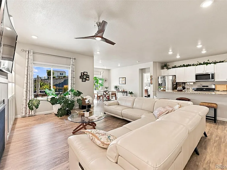 42699 Ivydel Cir — Photo 11