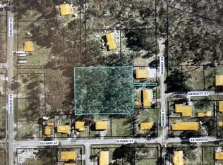 425 Herlihy St, Waveland, MS 39576