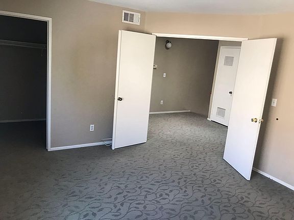 5th image of 6030 Rosemead Blvd APT E
