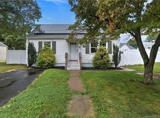 111 Gilbert Ave, Hamden, CT 06514