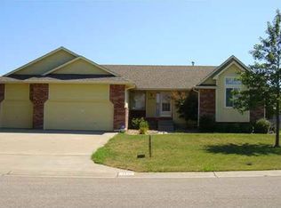 2415 Regency Lakes Ct, Wichita, KS 67226