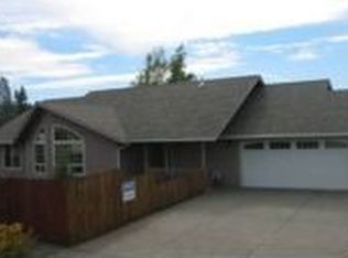 2671 Esther Ln, Grants Pass, OR 97527