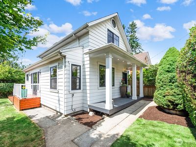 5819 17th Avenue S, Seattle, WA, 98108