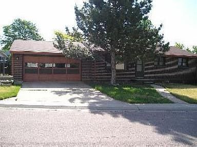 1st image of 8782 Quigley St