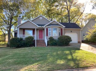 244 Oak Valley Dr, Simpsonville, SC 29681